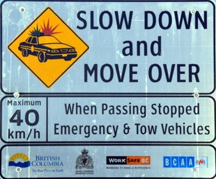 Slow Down Move Over Canada - Move Over Traffic Sign